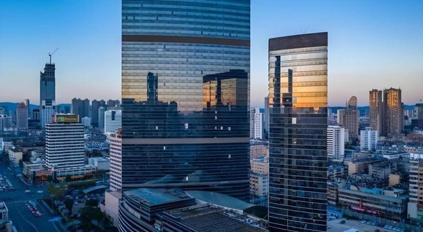 Kai Wah Plaza International Hotel Kunming Bagian luar foto
